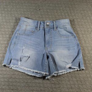 NWOT energie Size 5 Light Blue Frayed Hem Shorts